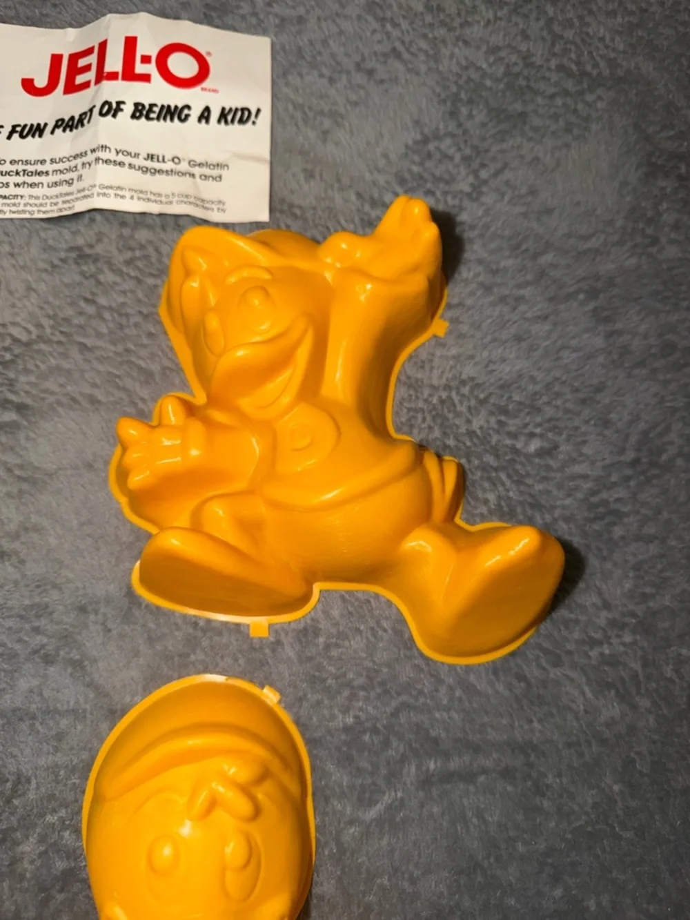 Vintage Disney Duck Tales Jello Mold 1989 Yellow Set of 4 Promotional Gelatin